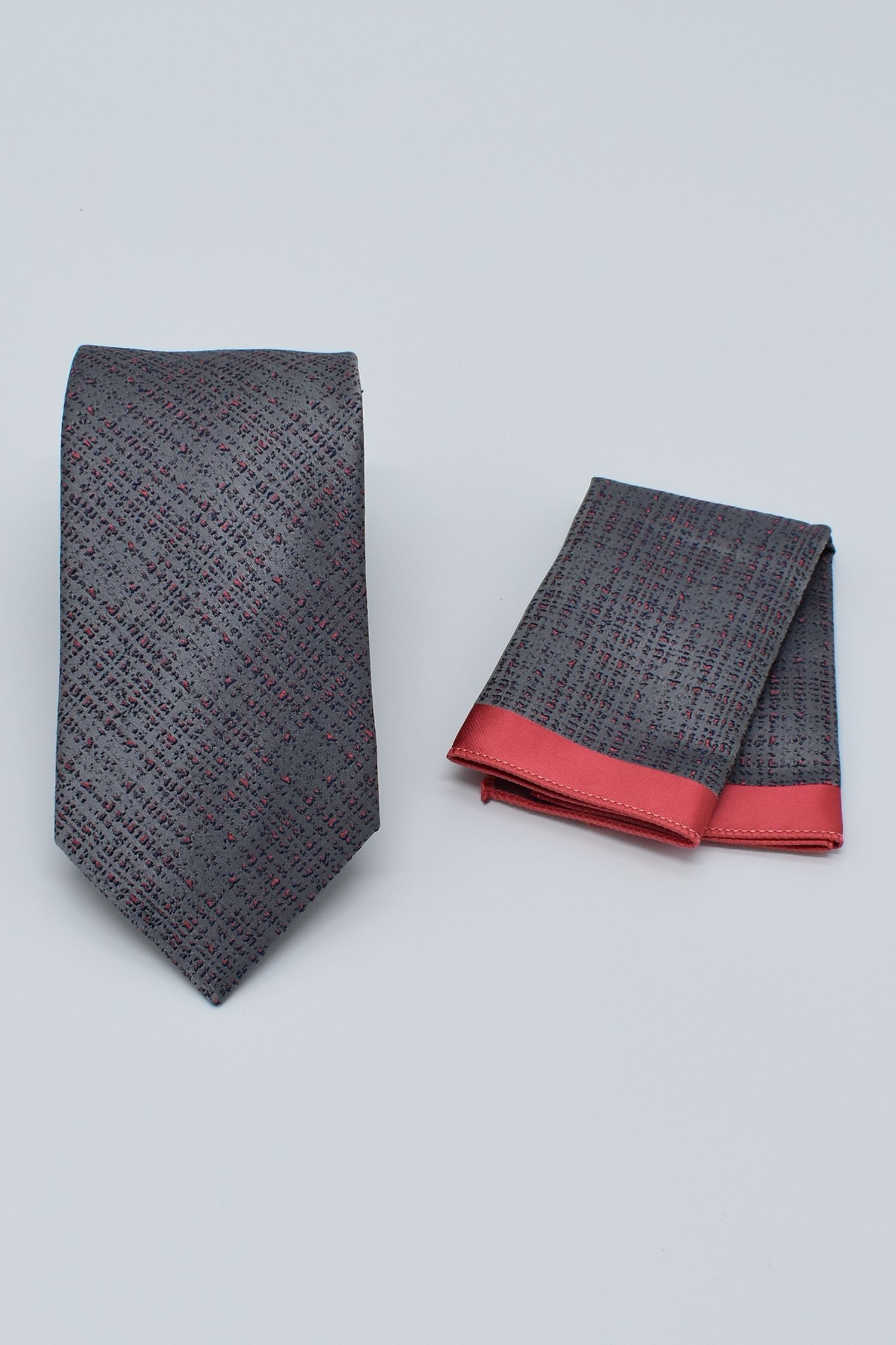 ΓΡΑΒΑΤΑ ΓΚΡΙ ΜΕ ΜΑΝΤΗΛΙ