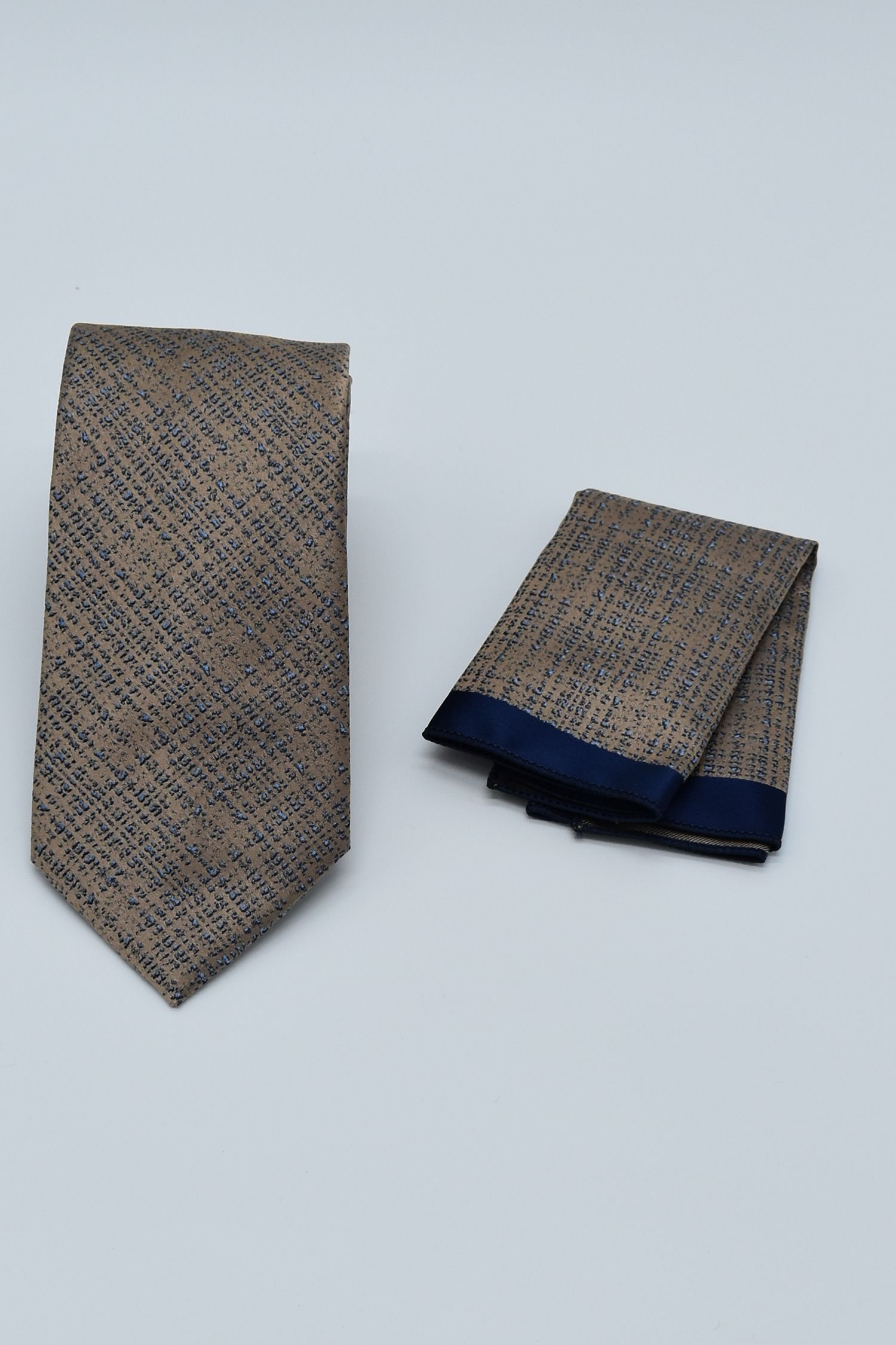 ΓΡΑΒΑΤΑ ΤΑΜΠΑ ΜΠΛΕ ΜΕ ΜΑΝΤΗΛΙ